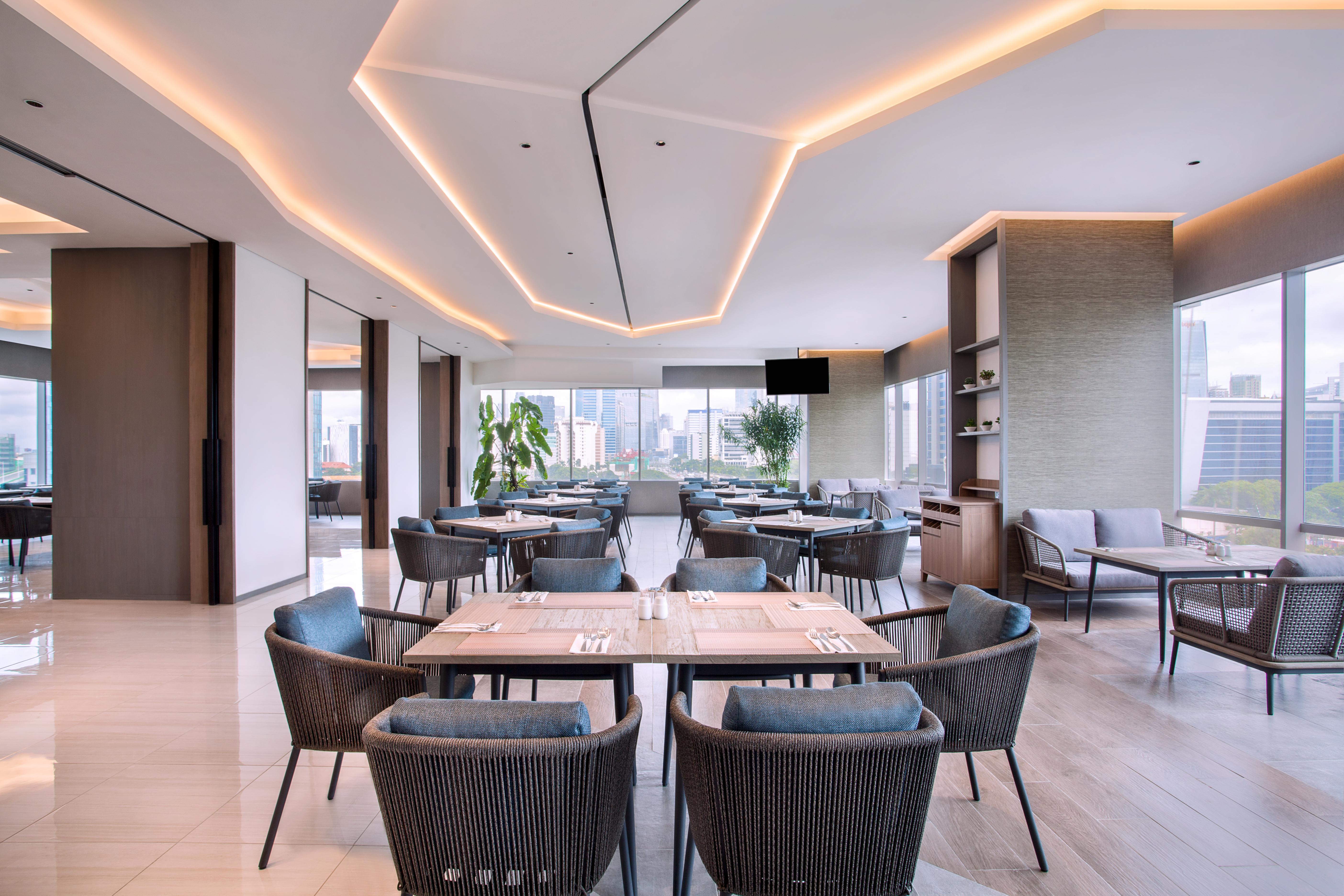 Mercure Jakarta Gatot Subroto Экстерьер фото